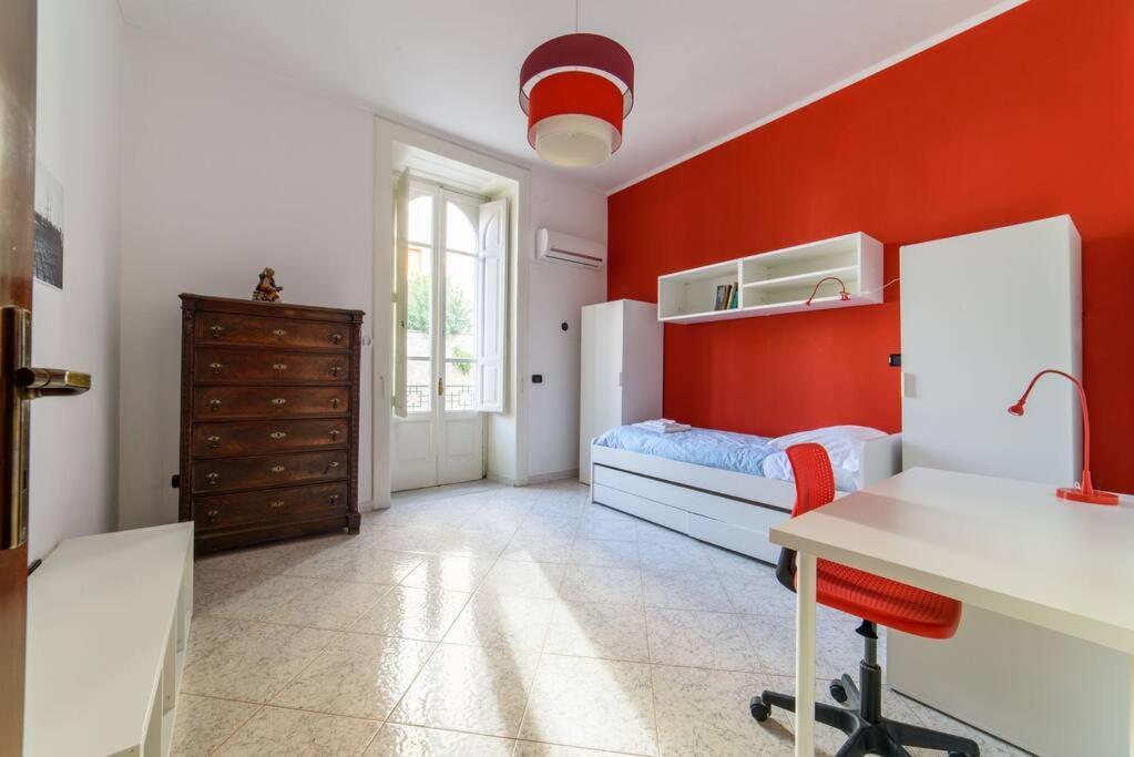 Casa Vacanze “In Centro” サレルノ エクステリア 写真