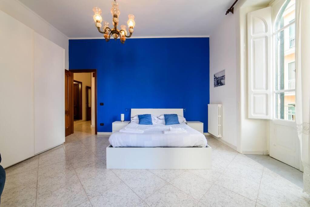 Casa Vacanze “In Centro” サレルノ エクステリア 写真